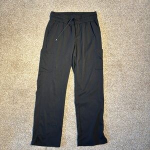 Black Beyond scrub pants (S)